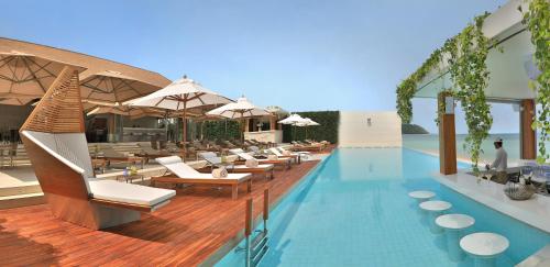 b1 luxury beachfront apartments