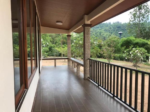 baansuantip resort sattahip