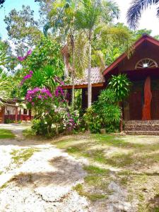 baan pak rim kuaen resort