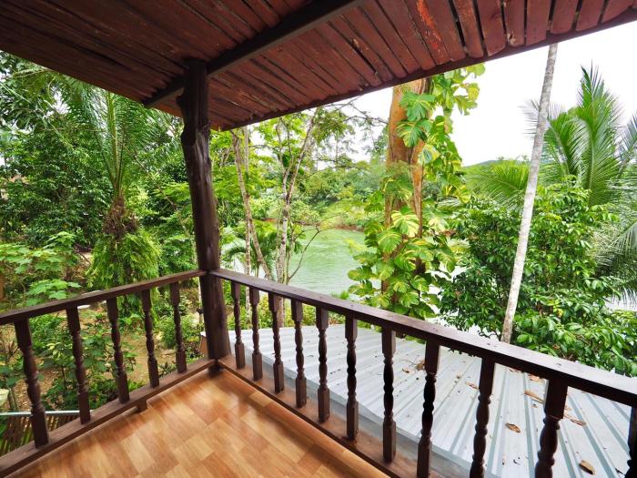 baan pak rim kuaen resort