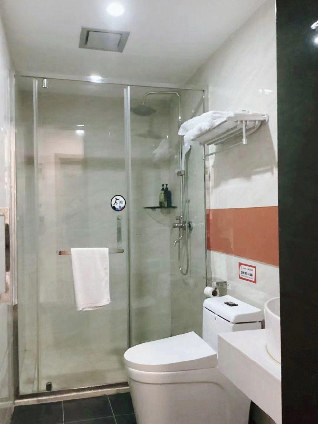 7days premium chongqing tongliang square