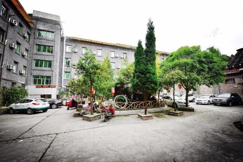 7days premium chongqing tongliang square
