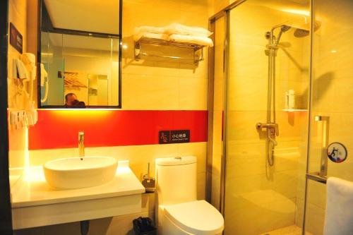 7days premium chongqing tongliang square