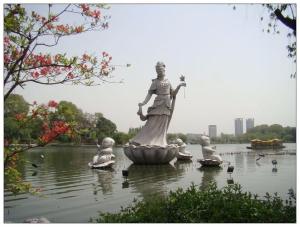 7 days inn nanjing gulou yunnan road metro station