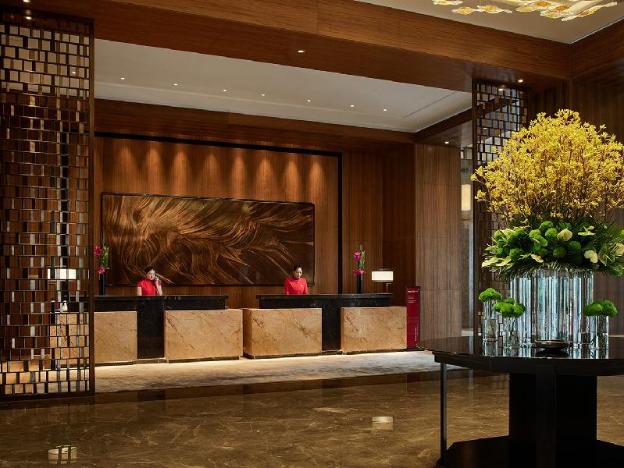 hualuxe ningbo harbor city an ihg hotel