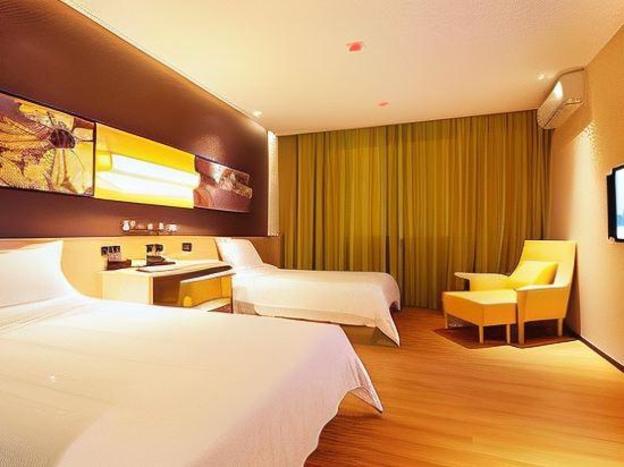 iu hotel suzhou dusu lake moon bay subway station