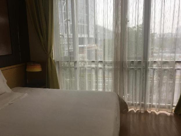 iu hotel suzhou dusu lake moon bay subway station