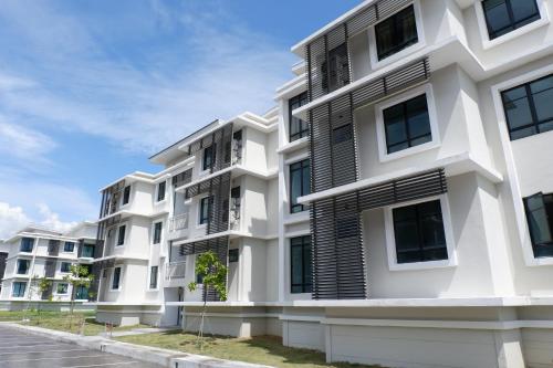 the meadow park premium furnished kampar perak