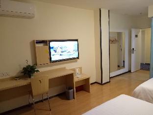 7days inn old town of lijiang the grand water wheel