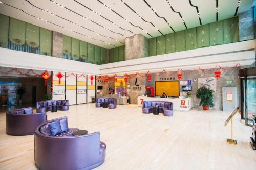 7 days premium yichang east railway station