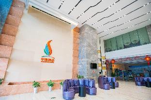 7 days premium yichang east railway station