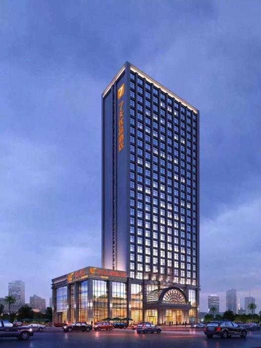 7 days premium yichang east railway station