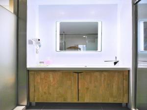 7 days inn langfang railway station