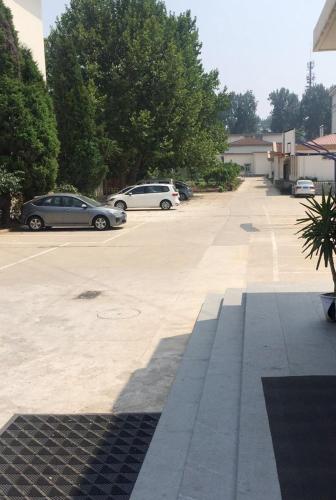 7 days premium beidaihe geziwo park