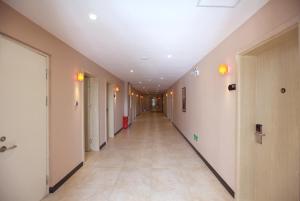 7 days premium beidaihe geziwo park
