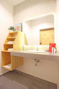 reddoorz near pojok beteng prawirotaman