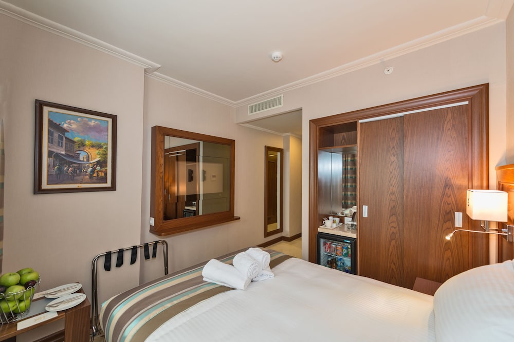 bekdas hotel deluxe and spa