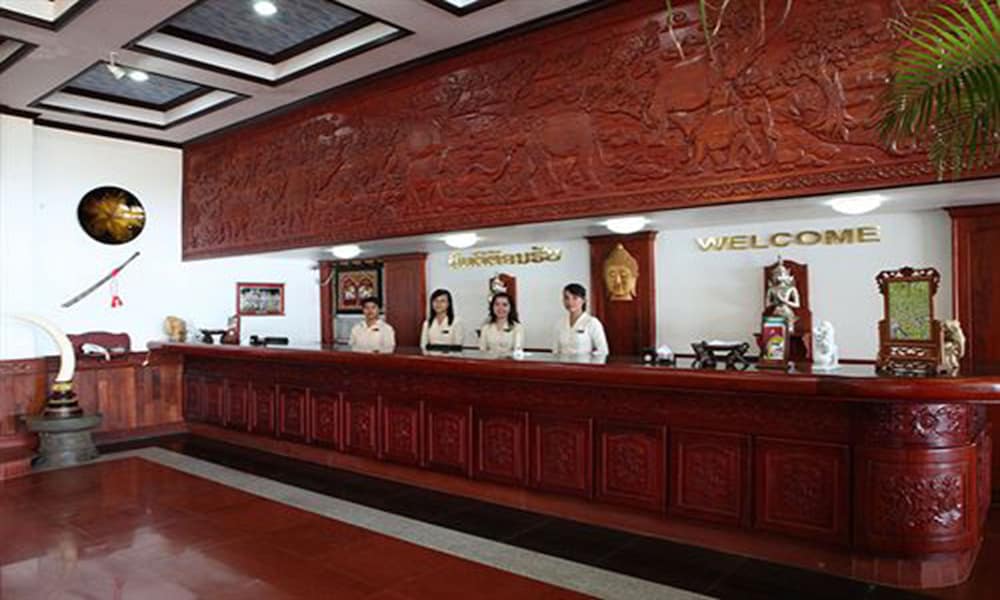 vansana riverside hotel