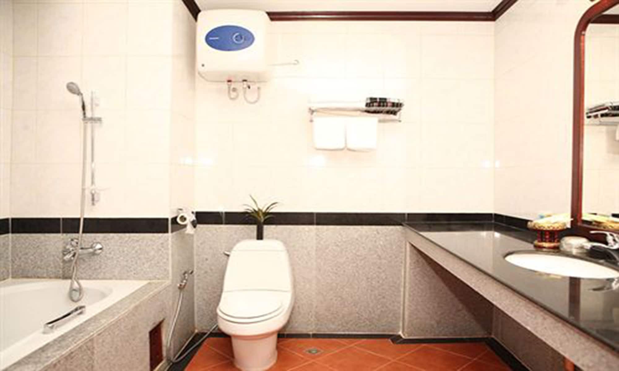 vansana riverside hotel