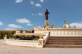 vansana riverside hotel