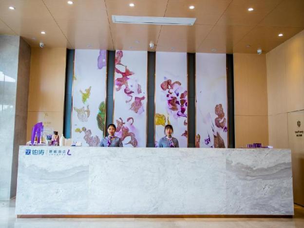 lavande hotels wuhan caidiao changfu business center