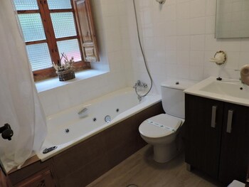 casa rural los parrales