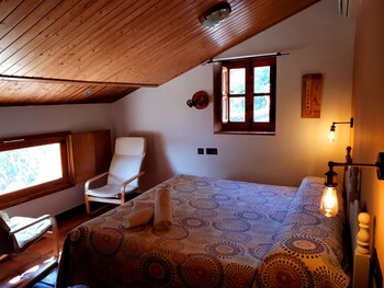 casa rural los parrales