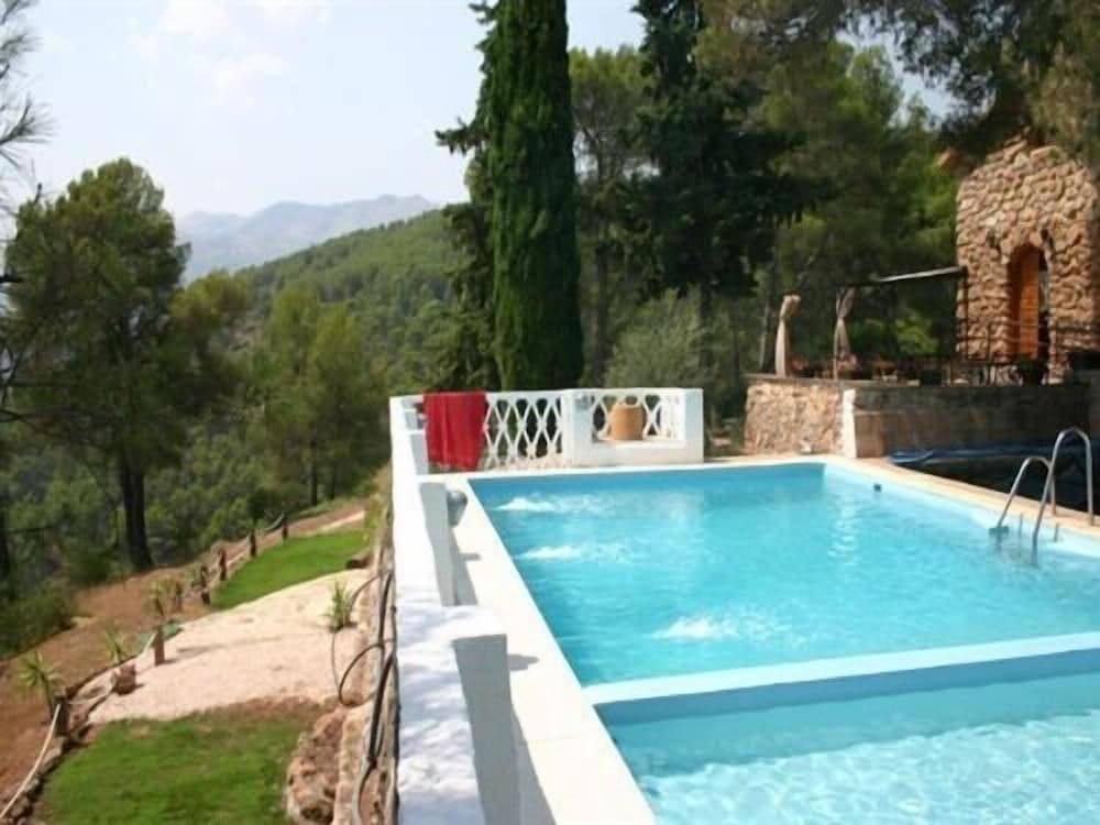 casa rural los parrales