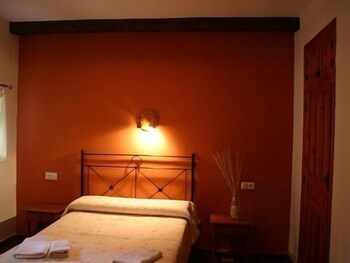 casa rural los parrales