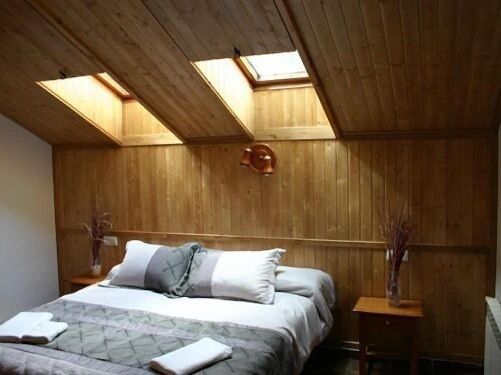 casa rural los parrales