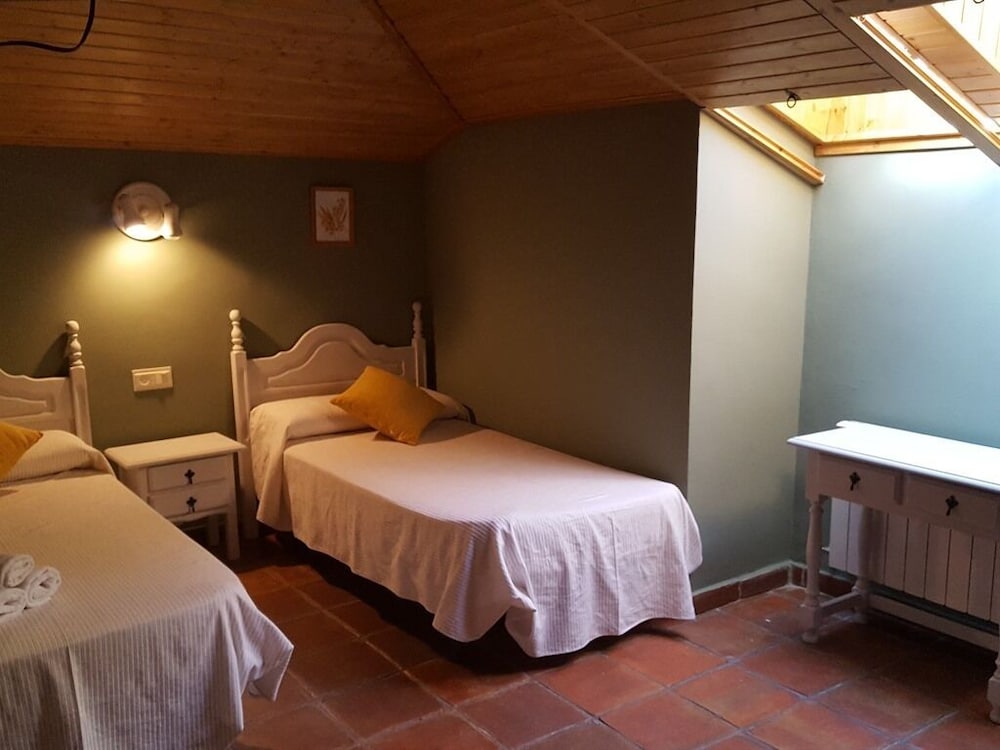 casa rural los parrales