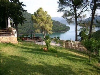 casa rural los parrales