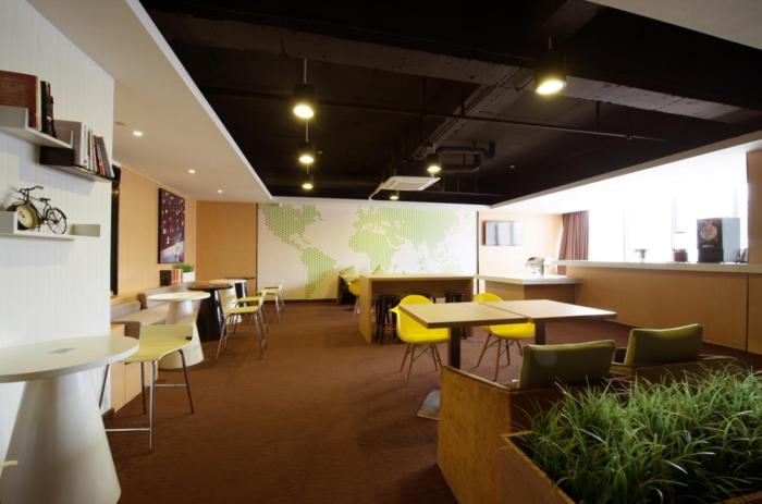 iu hotel kunming xichang road jinma bijifang