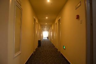 7 days inn emeishan center