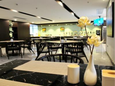 jinjiang innselect suzhou shengze shunhuxilu hotel