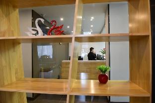 7 days premium shanghai market jinghua road