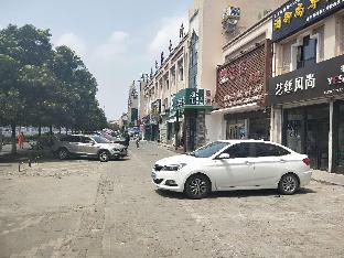 iu hotels yinchuan railway station