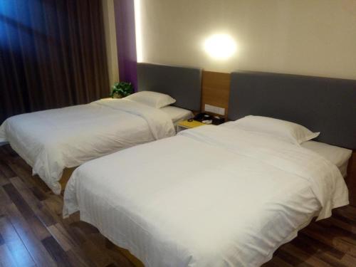 7 days inn xiaoyi peoples hospital