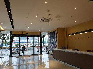 iu hotels jian railway station