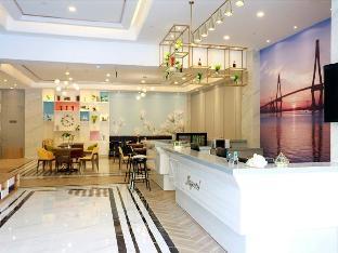 magnotel qionghai wanquanhe aihua road