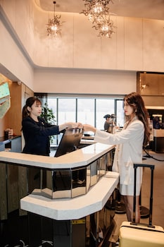 the mulian hotel of guangzhou nansha fenghuang lake