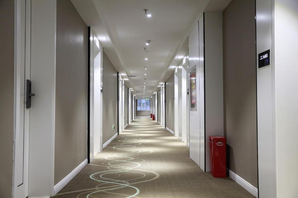 xana lite hotel aksu airport