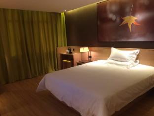 iu hotelsa dunhuang municipal square