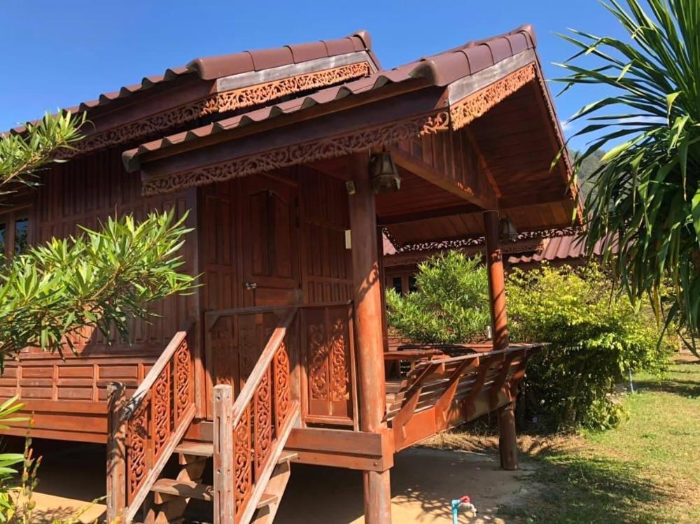 nai khun khao resort