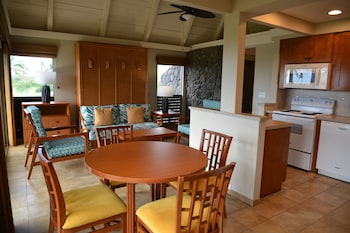 Sea Mountain,,3 star