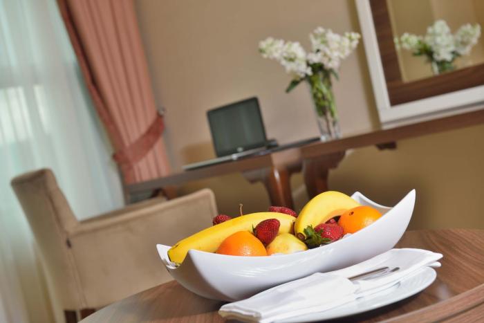 the sign kocaeli thermal spa hotel and convention center