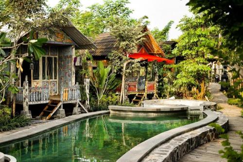 la luna resort yogyakarta