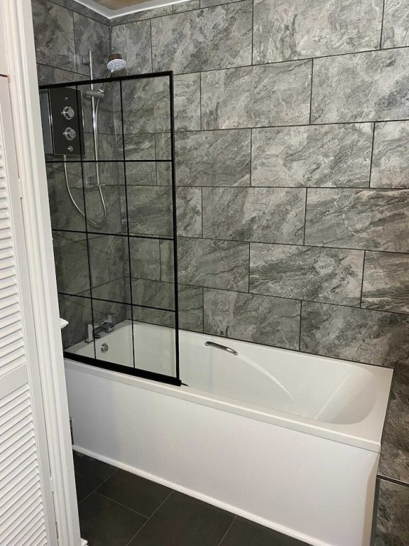 modern exeter city cottage howell road