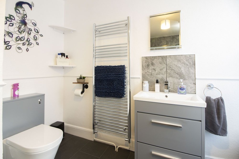 modern exeter city cottage howell road