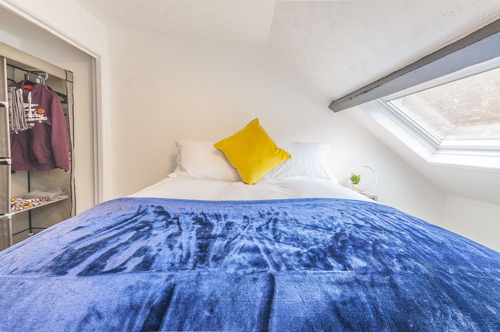 modern exeter city cottage howell road